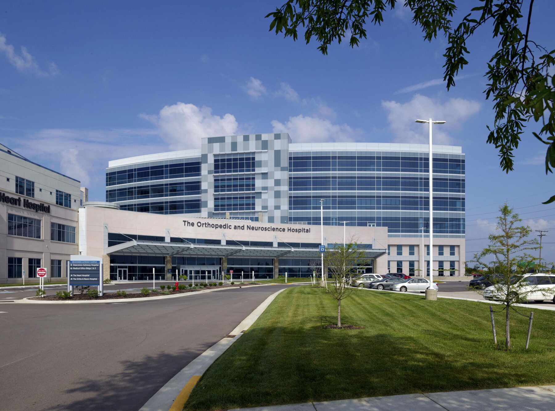 Deaconess Gateway Orthopedic + Neuroscience Hospital - Barton Malow