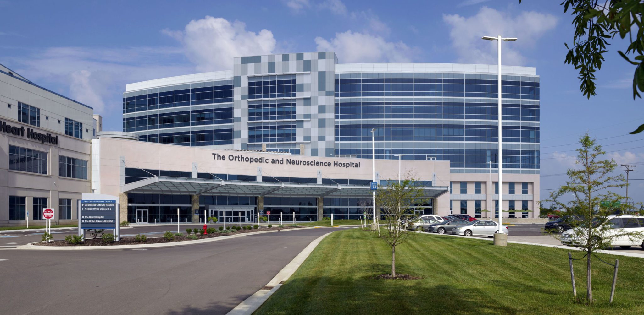 Deaconess Gateway: Orthopedic + Neuroscience Hospital - Barton Malow